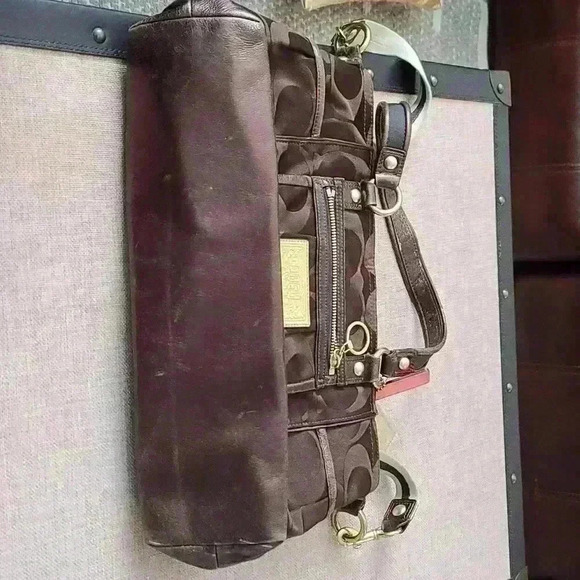 Coach purse - Picture 6 of 6